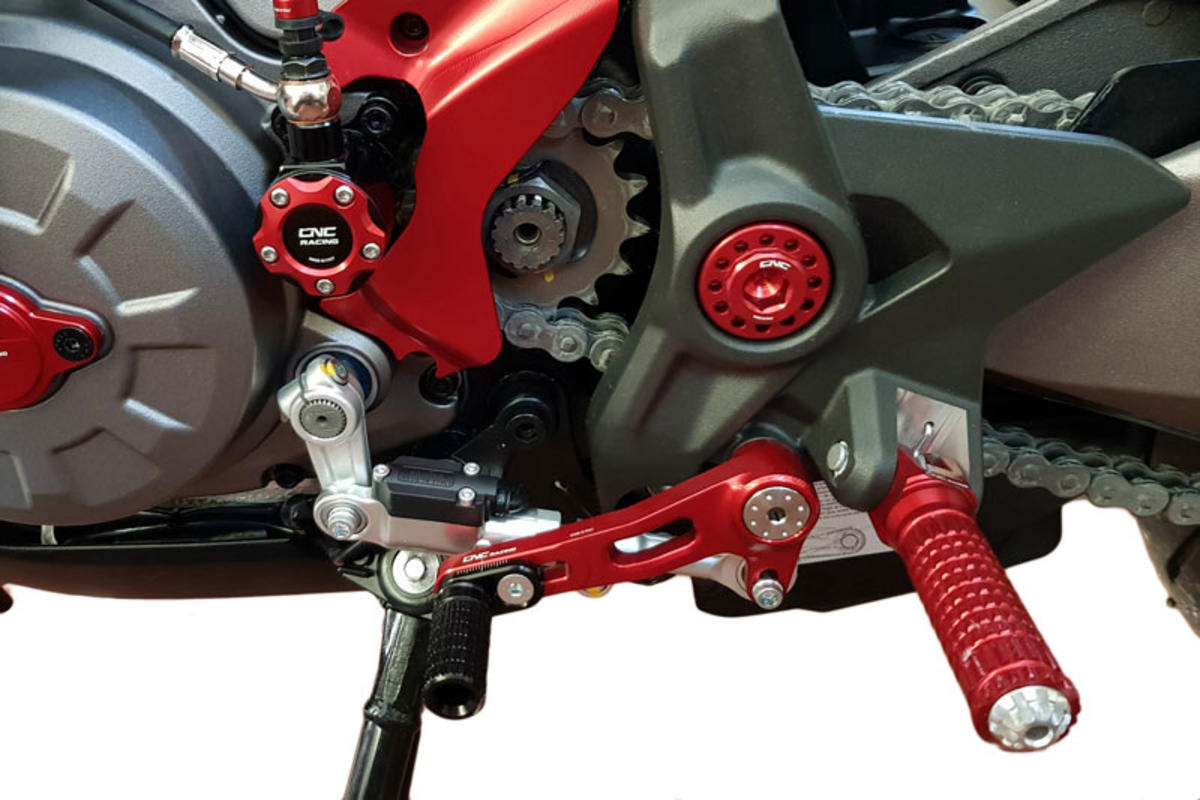 GEAR/REAR BRAKE LEVERS KIT SLIDE CNC RACING DUCATI MONSTER 1200 / S / R