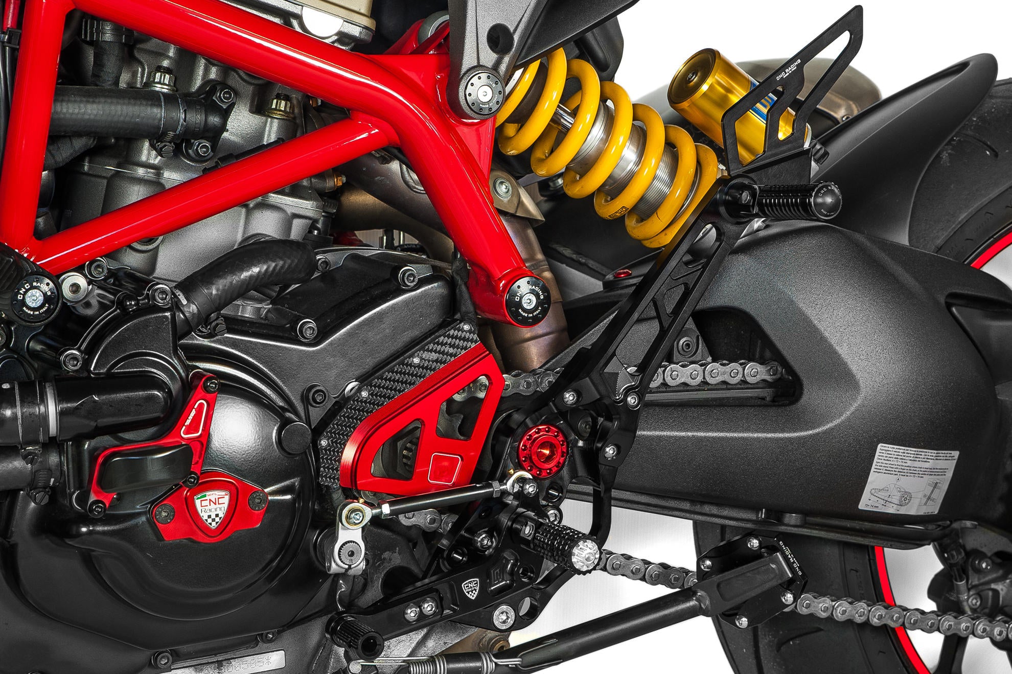 PEDANE REGOLABILI PASSEGGERO CNC RACING DUCATI HYPERMOTARD 821 / SP