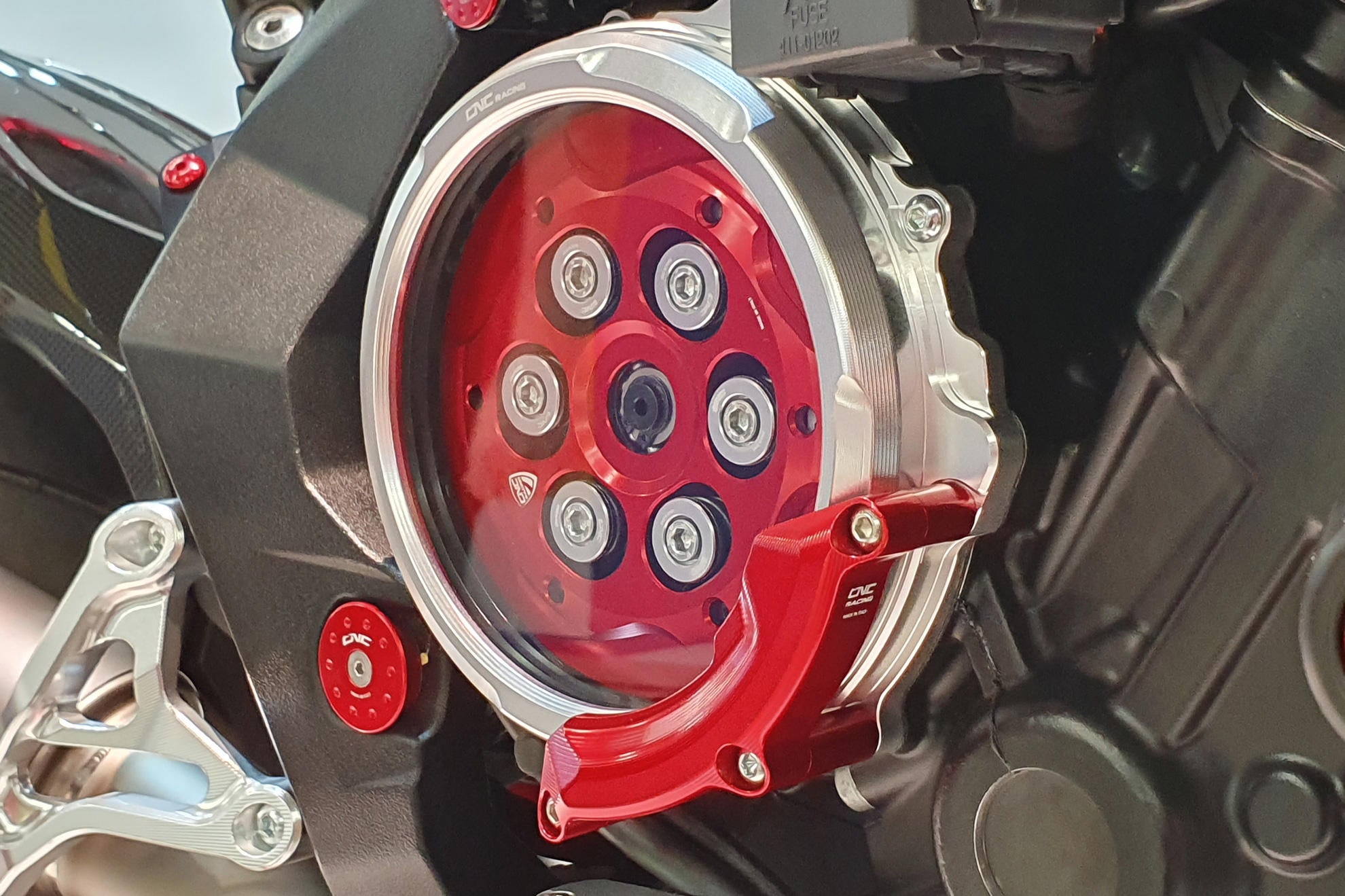 CLEAR COVER OIL BATH CLUTCH PROTECTOR CNC RACING MV AGUSTA BRUTALE 800 2016 - 19