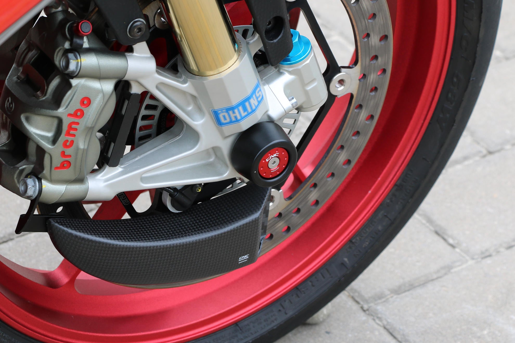 Buffer Protection rear wheel CNC RACING DUCATI 1199 PANIGALE / S / R