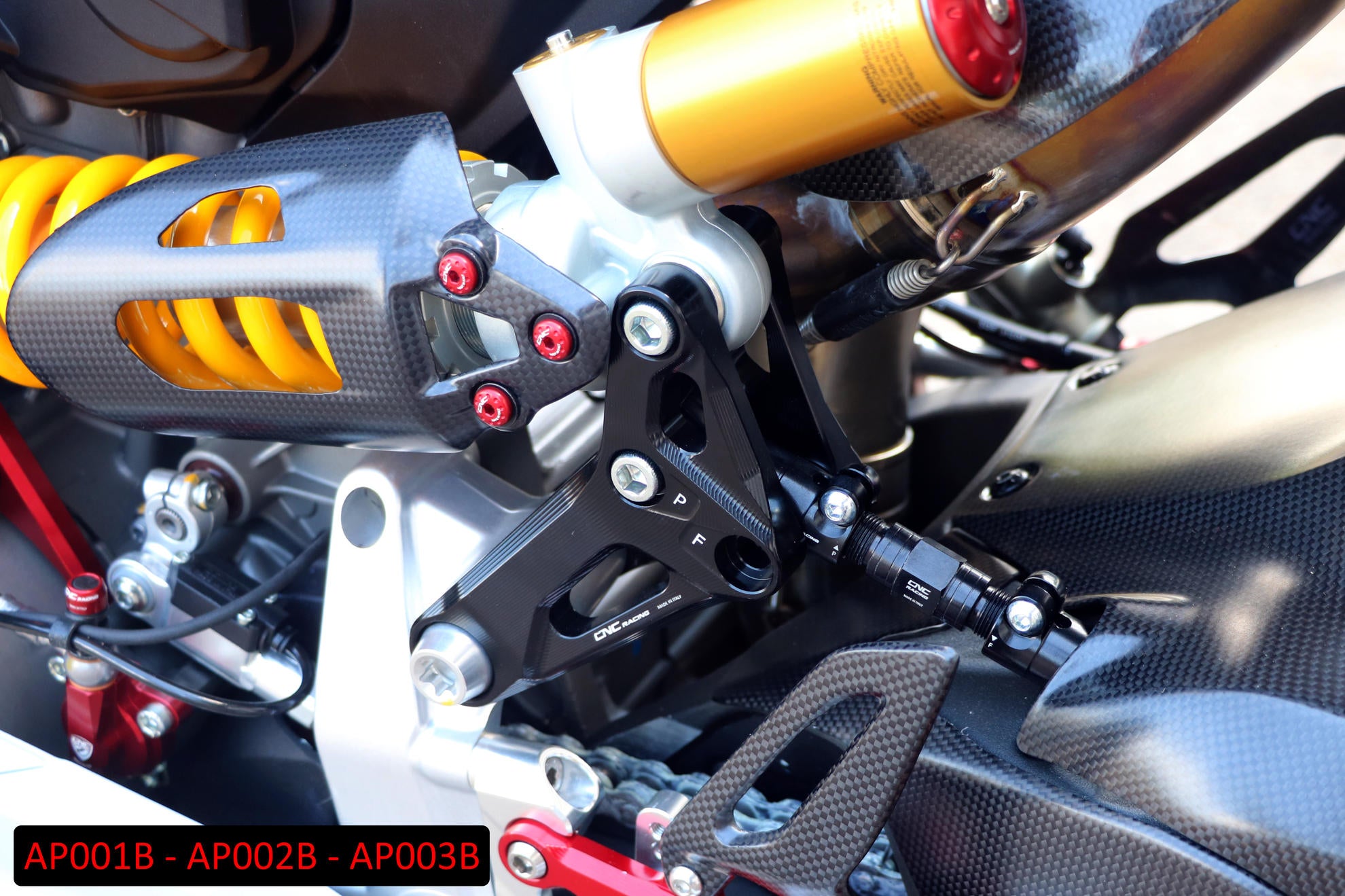 REAR SUSPENSION ROD CNC RACING DUCATI PANIGALE 1199 / S / R