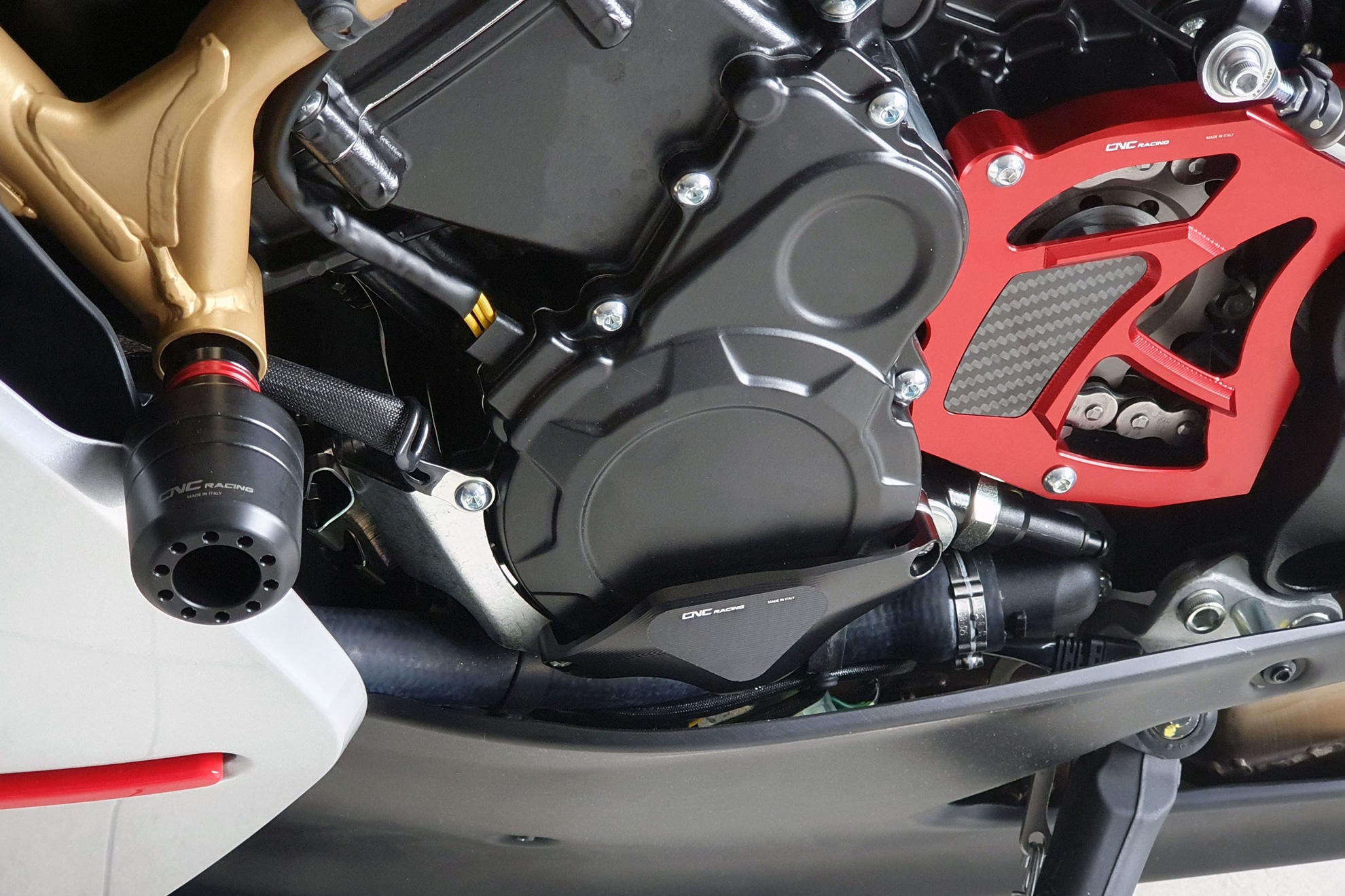 ELECTRIC COVER "RPS" LEFT SIDE CNC RACING MV AGUSTA DRAGSTER 800 ROSSO