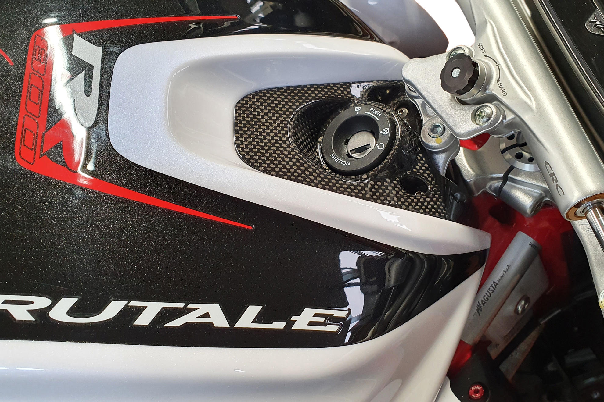 IGNITION SWITCH COVER CARBON CNC RACING MV AGUSTA BRUTALE 800 RED 2020