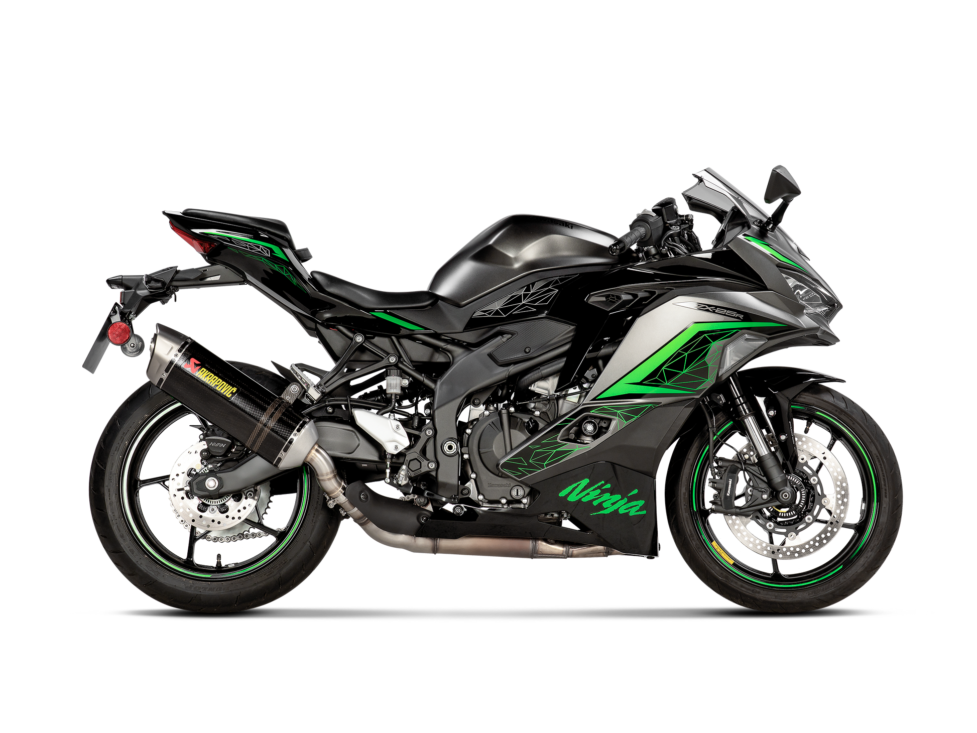 AKRAPOVIC TERMINALE CARBONIO RACING KAWASAKI NINJA ZX 25R 2023-26 - AKRAPOVIC immagine 2