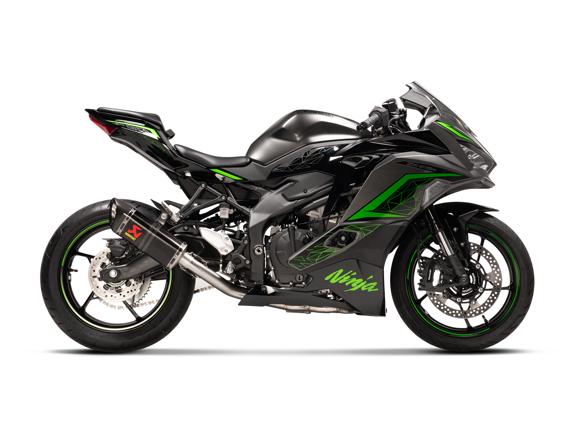 AKRAPOVIC TERMINALE CARBONIO RACING KAWASAKI NINJA ZX 25R 2023-26 - AKRAPOVIC immagine 2