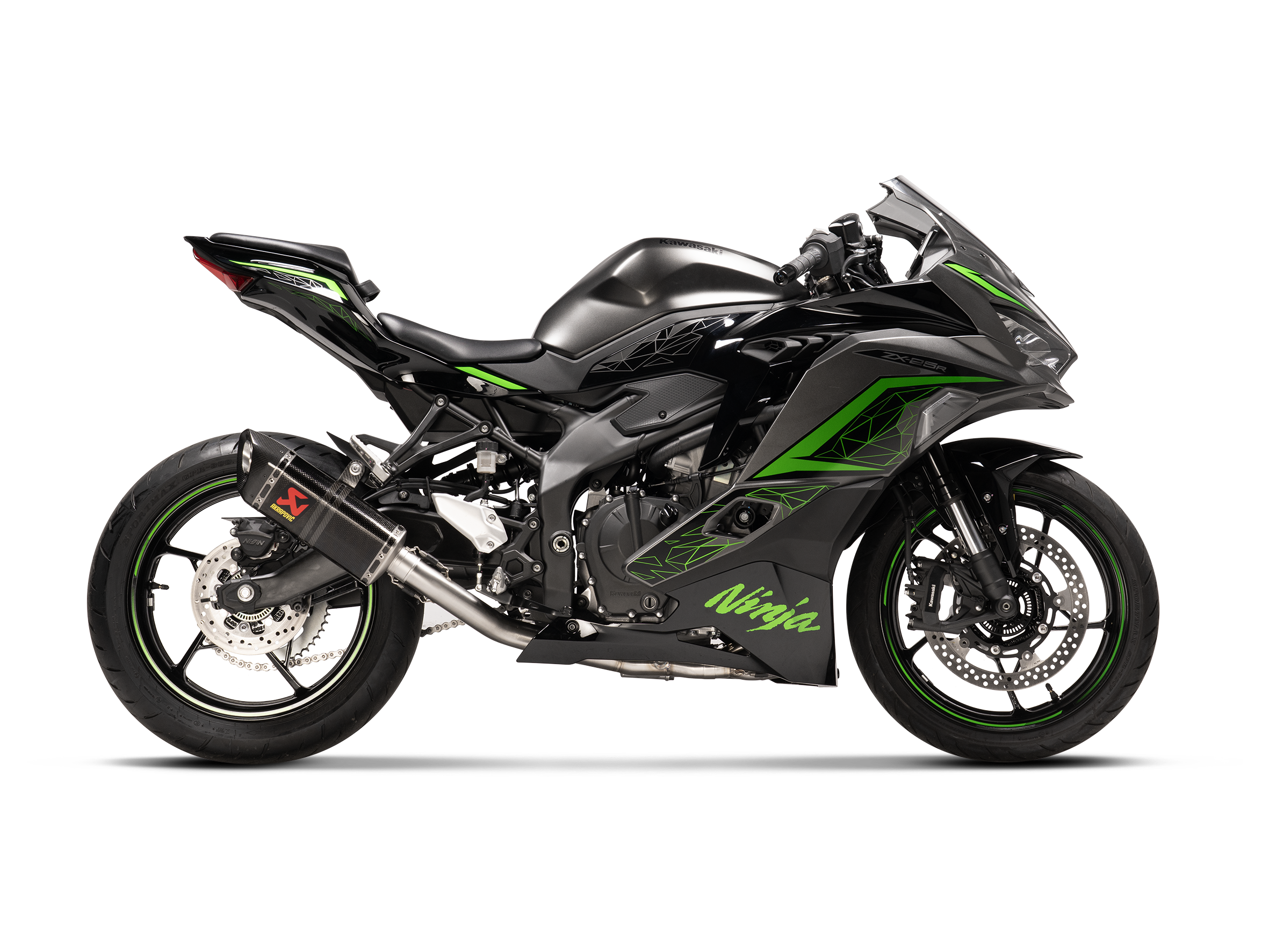 AKRAPOVIC TERMINALE CARBONIO RACING KAWASAKI NINJA ZX 25R 2023-26 - AKRAPOVIC immagine 2