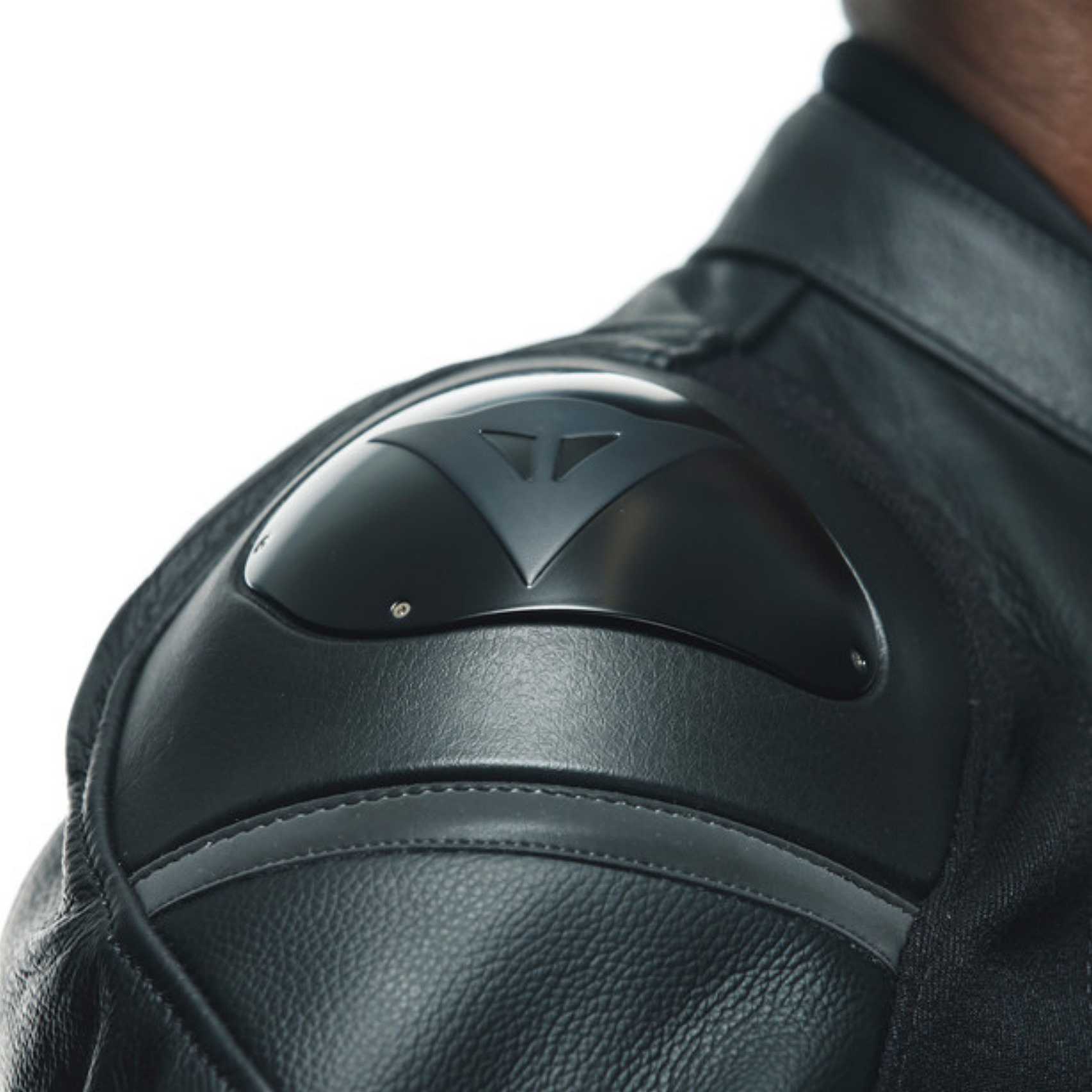 GIACCA DA MOTO IN PELLE DAINESE RACING 4 NERA