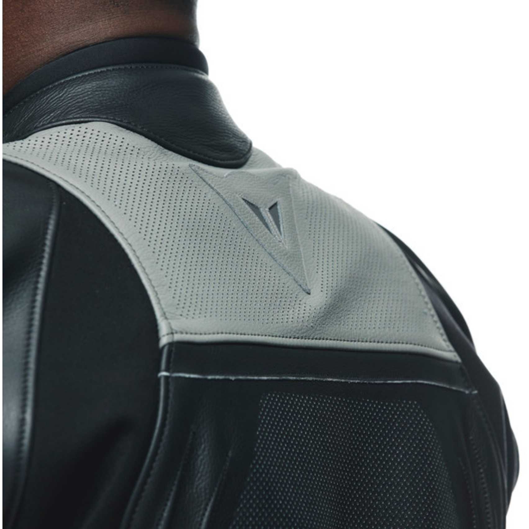 GIACCA DA MOTO IN PELLE DAINESE TRAFORATA RACING 4 - Sestamarcia Racing Part Italia S.r.l.